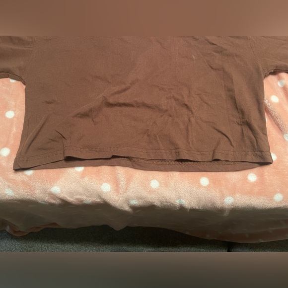 Forever 21 Women’s Cropped Long Sleeve Tee - Picture 2 of 4